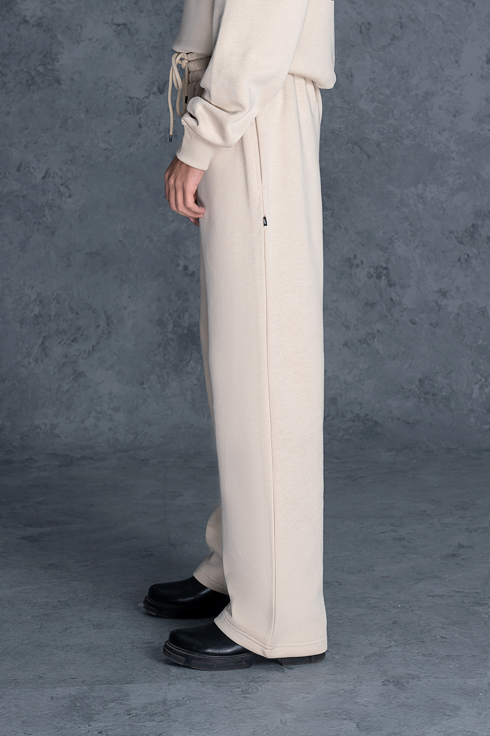 Unisex Cream Basics Fleece Trouser